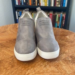 ROSY | Grey Slip-On Wedge Sneaker ZL840